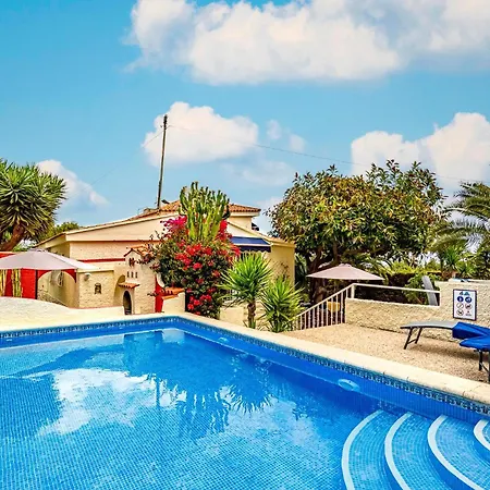 Villa Pinos 6 *