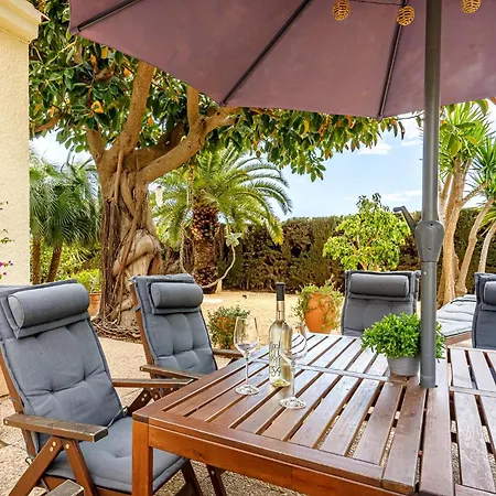 Villa Pinos 6 *